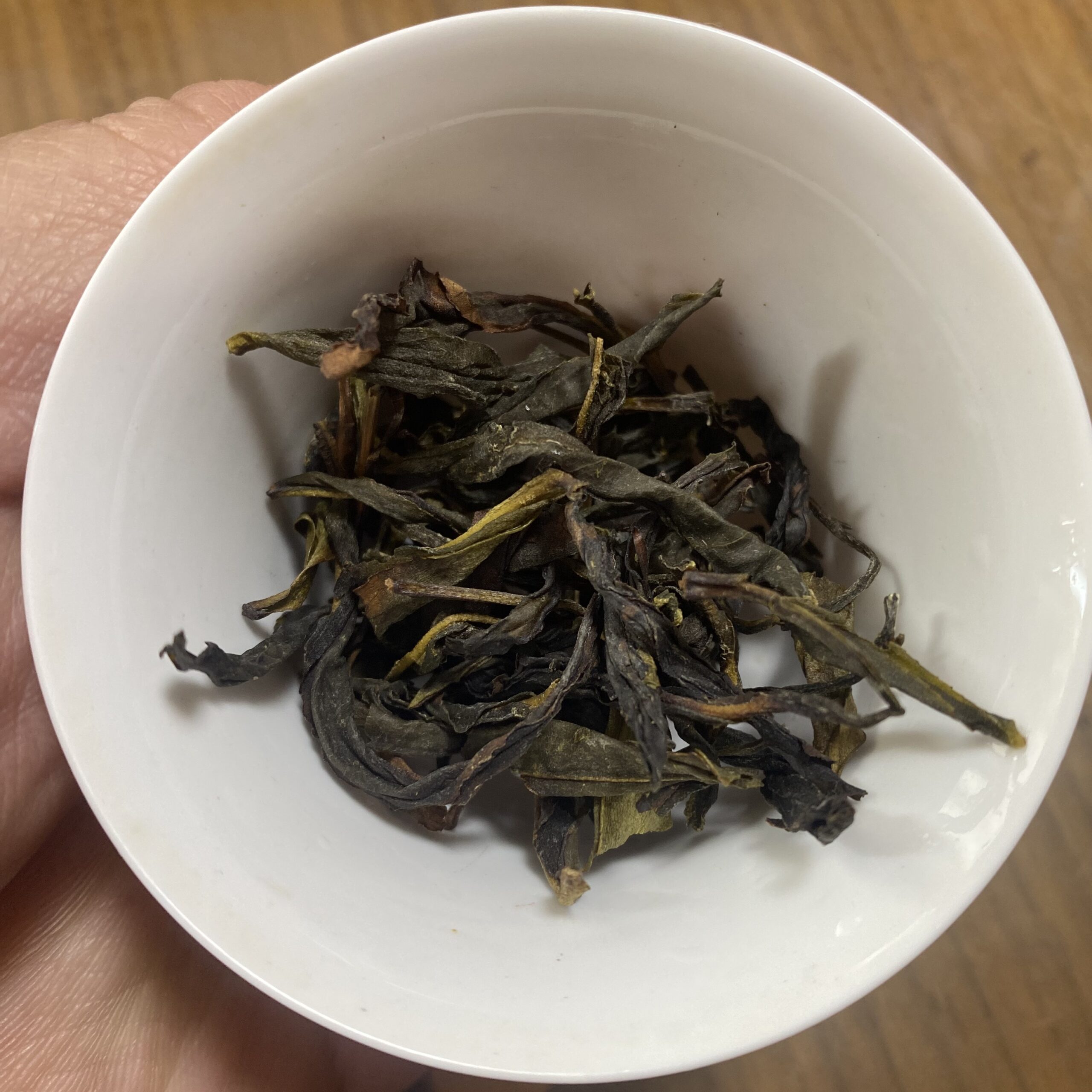 辰翼厳選 2025年春 烏崠中心沿古樹縹緲香(単株) うーとん ちゅうしんえん ひょびょうこう(たんしゅ) - 画像 (2)